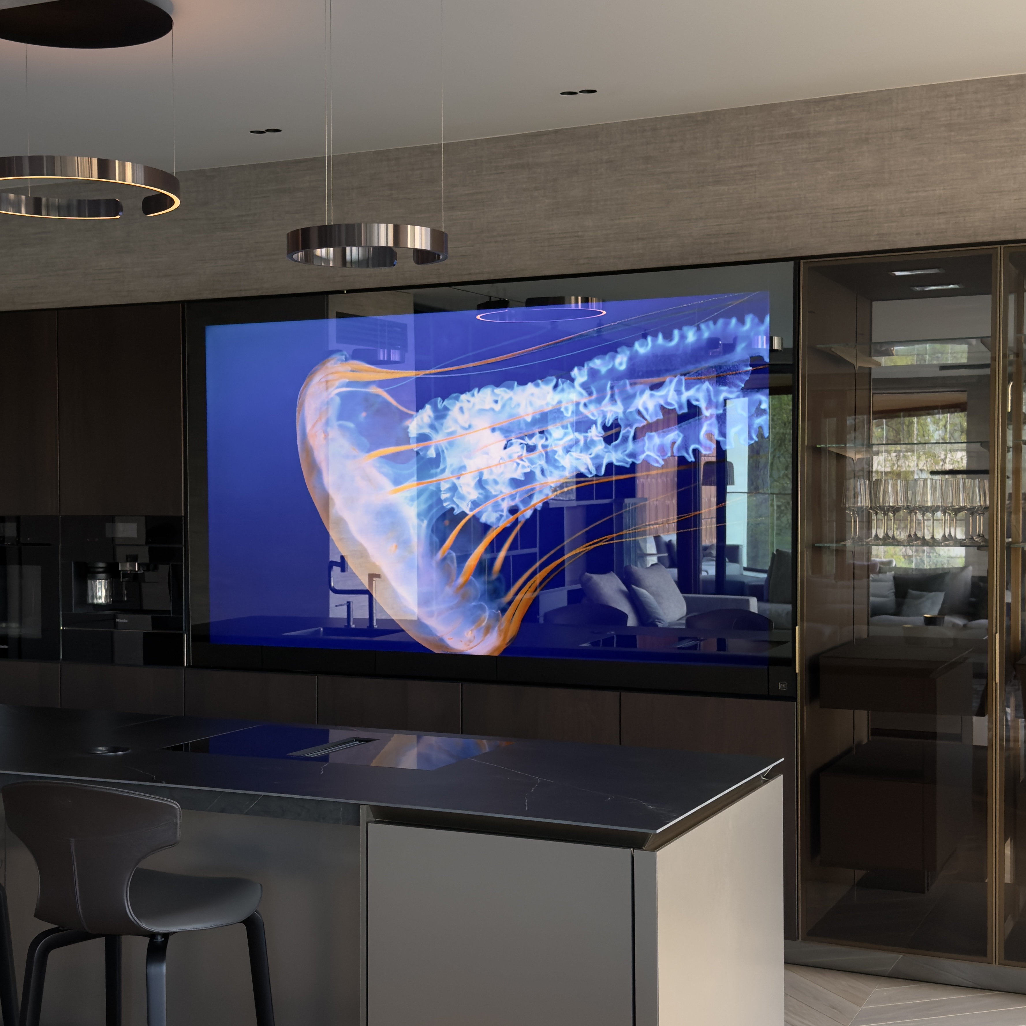 Telewizor ukryty w lustrze w luksusowej kuchni — realizacja premium INEL-MAR, Lublin i Warszawa